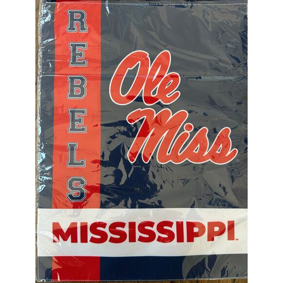 Magnolia Lane Collegiate Ole Miss Garden Flag Dorm Wall Yard Decor 12x18" - Picture 4 of 4